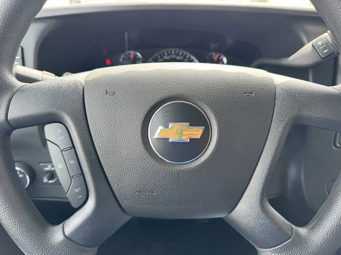 2026 Chevrolet Express Cargo Work Van - Photo 26