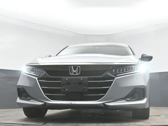 Used 2022 Silver Metallic Honda Sport Special Edition image 30