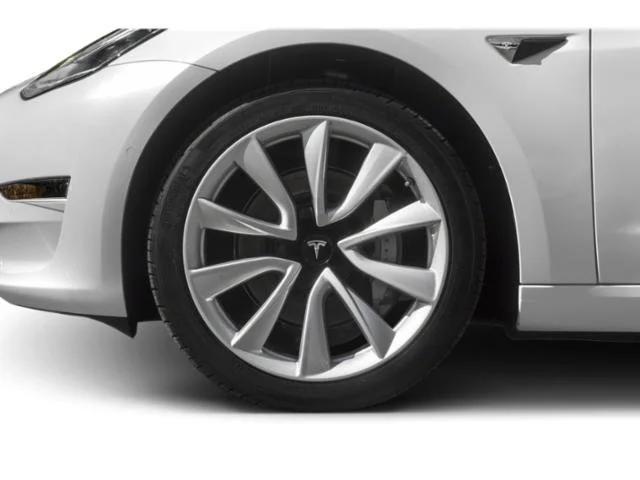 Used 2020 Red Multi-Coat Tesla  image 11