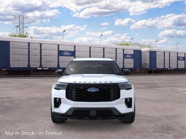 New 2026 Star White Metallic Tri-Coat Ford ST-Line image 29