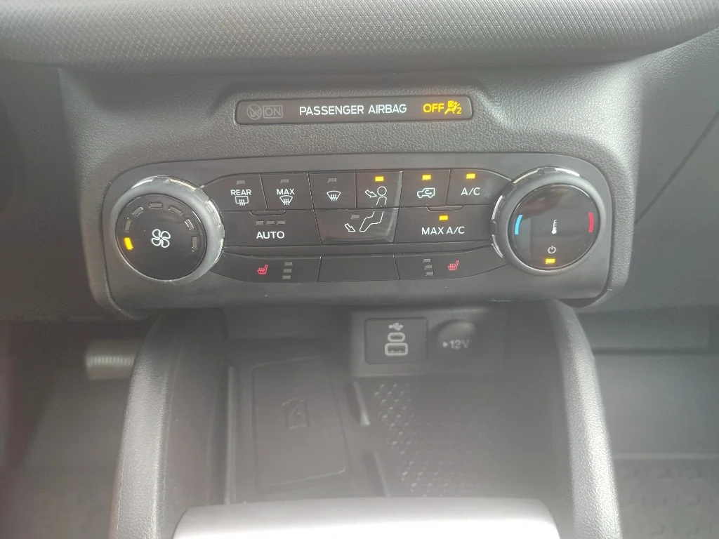 Used 2024 Azure Gray Metallic Ford Big Bend image 21