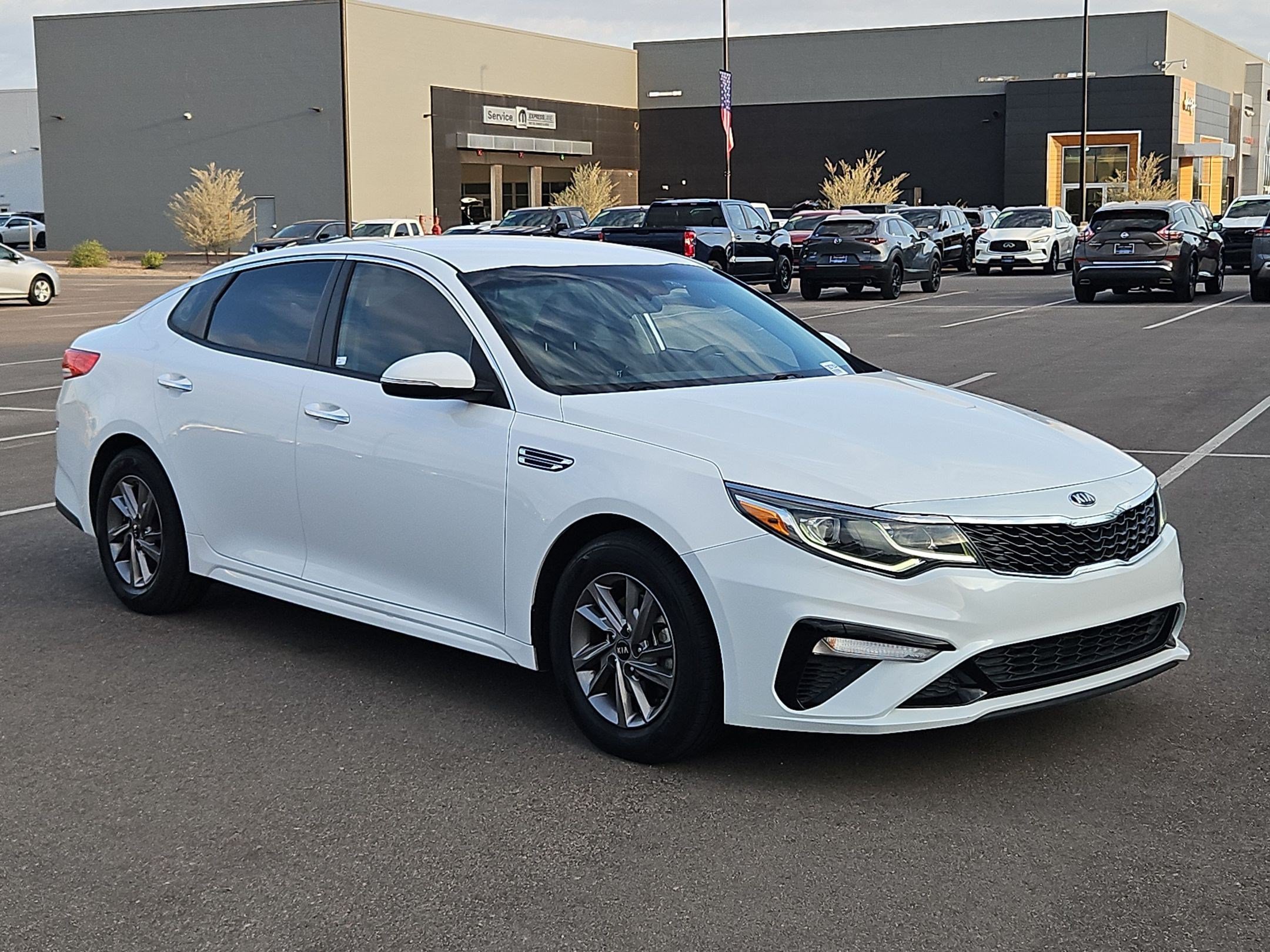 Certified Used 2020 White Kia LX image 7