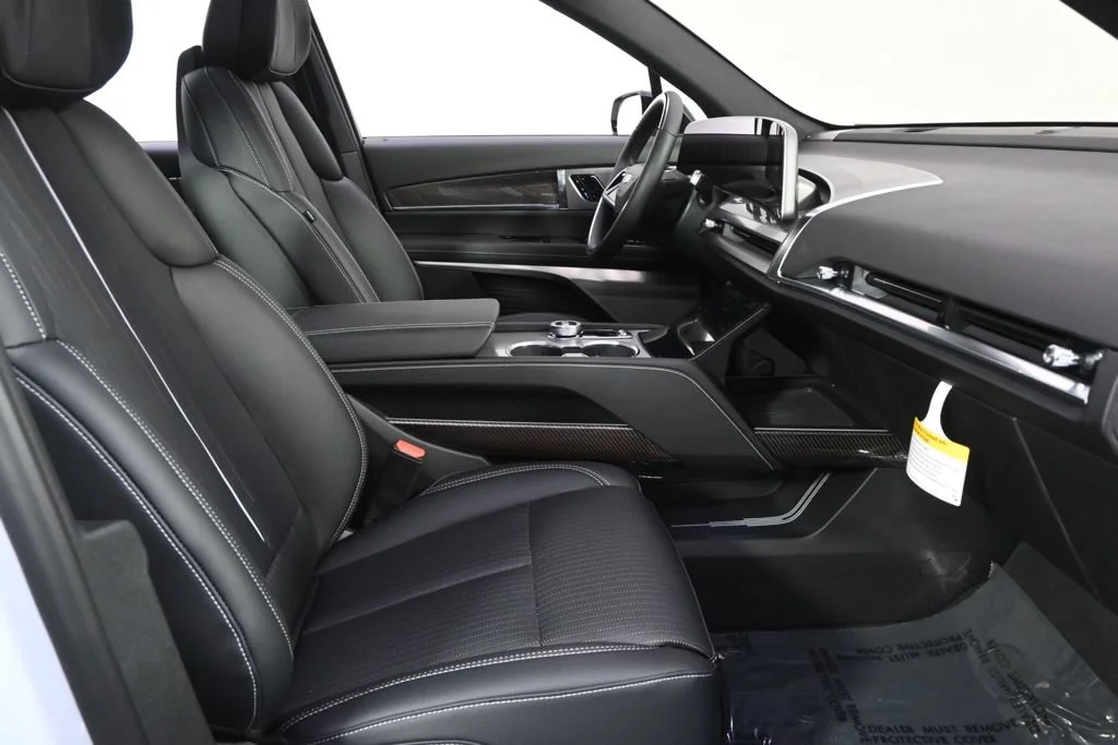 2027 Cadillac VISTIQ Sport - Photo 16