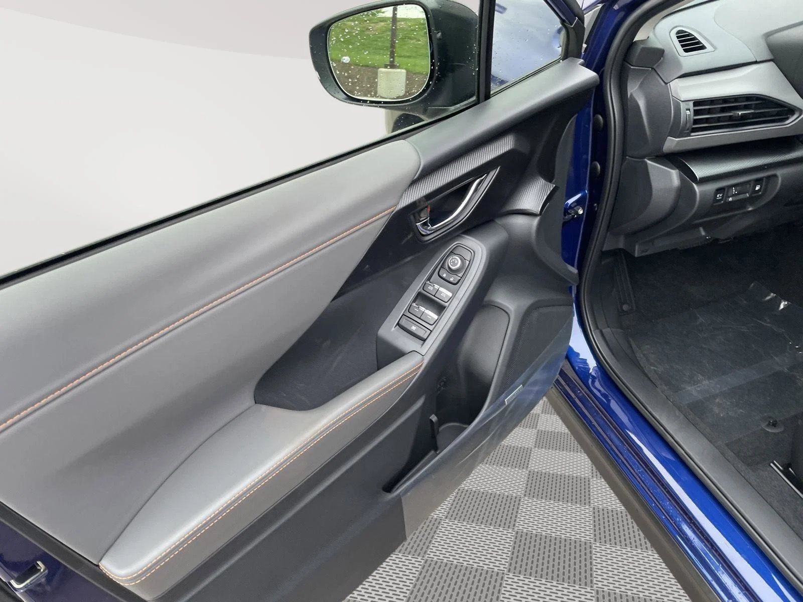 New 2026 Sapphire Blue Pearl Subaru Limited Hybrid image 9