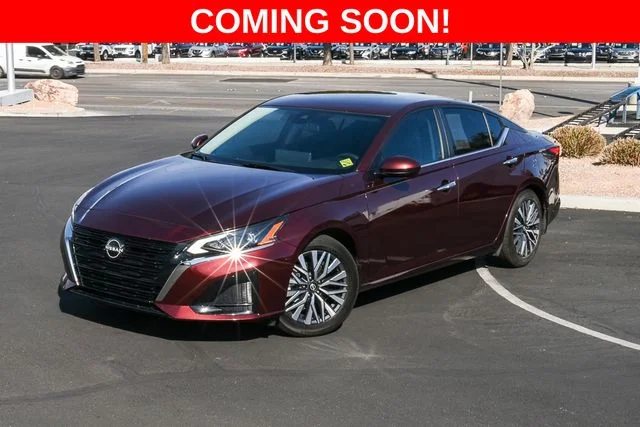 Used 2024 Red Nissan 2.5 SV image 9