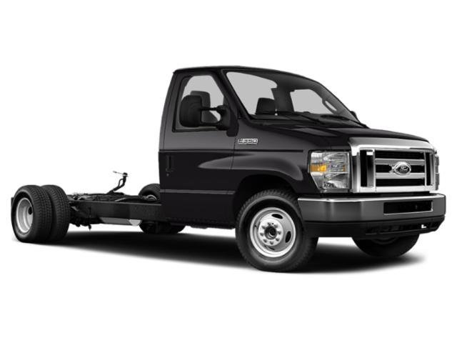 2013 Ford E-Series's photo