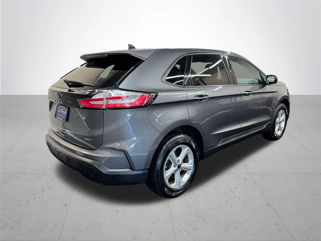 Used 2024 Gray Ford SE image 7