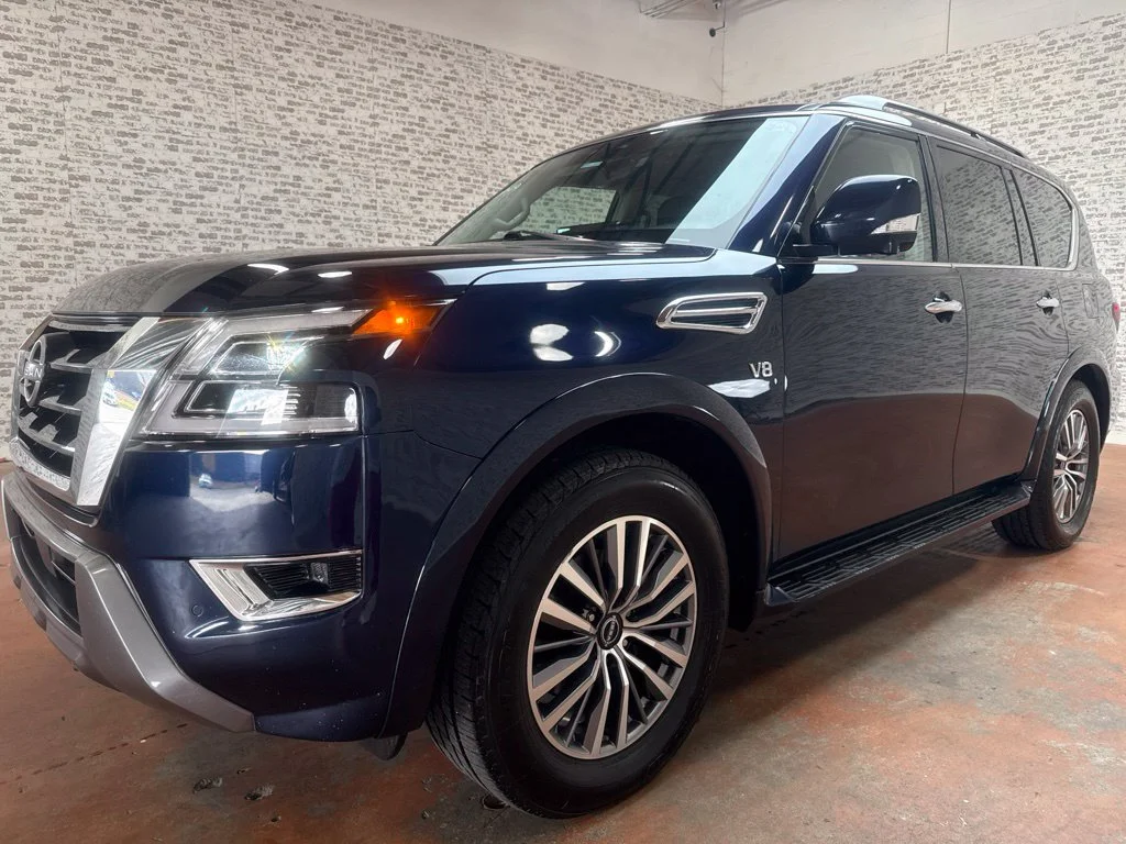 Used 2022 Hermosa Blue Pearl Nissan SL image 3