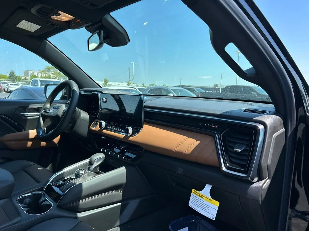 New 2026 Onyx Black GMC AT4 image 39