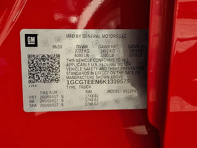 Used 2019 Red Chevrolet ZR2 image 27