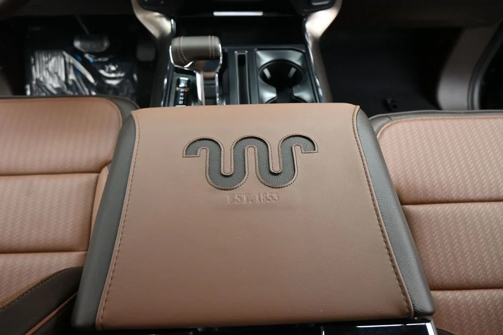 New 2026 Agate Black Metallic Ford King Ranch image 23