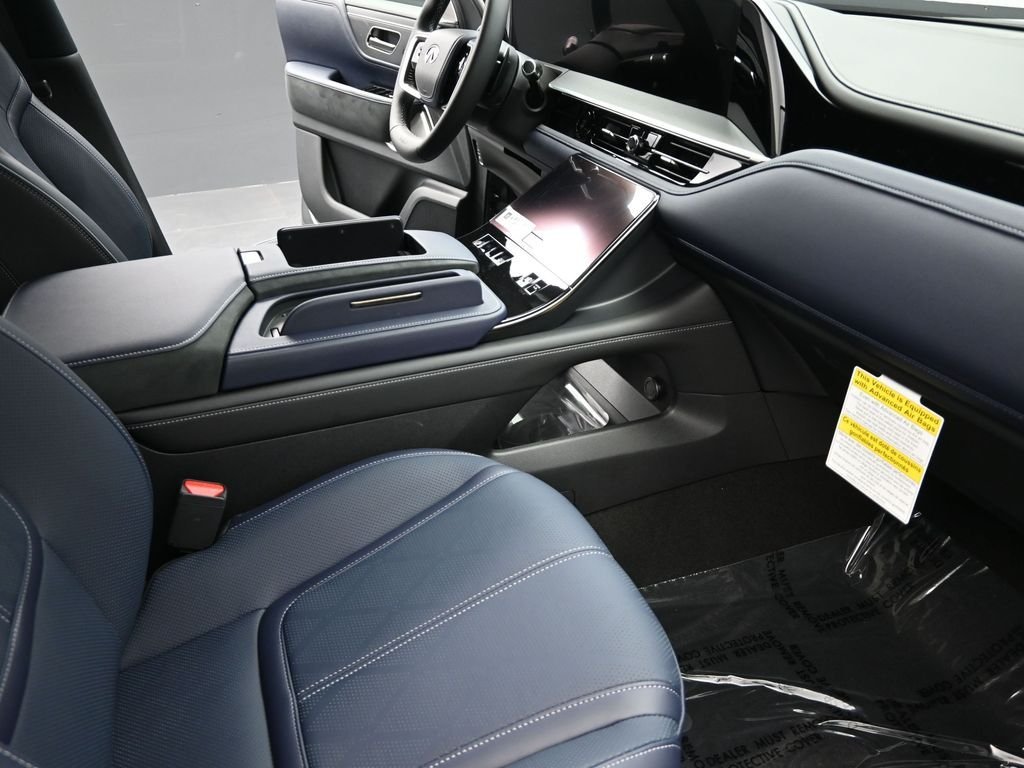 New 2026 2T DYNAMIC META INFINITI Sport 4WD image 17