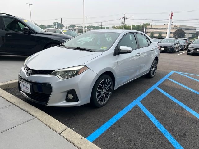 Used 2015 Silver Toyota S Plus image 1