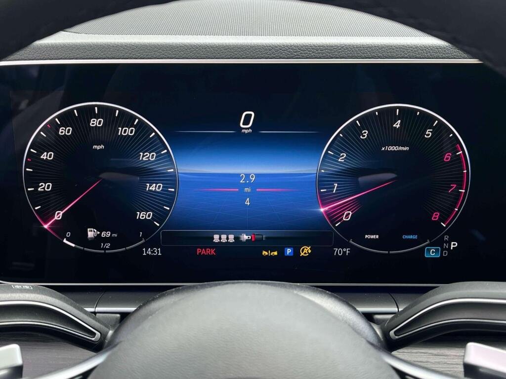 New 2026 Selenite Grey Metallic Mercedes-Benz GLE 450 image 3