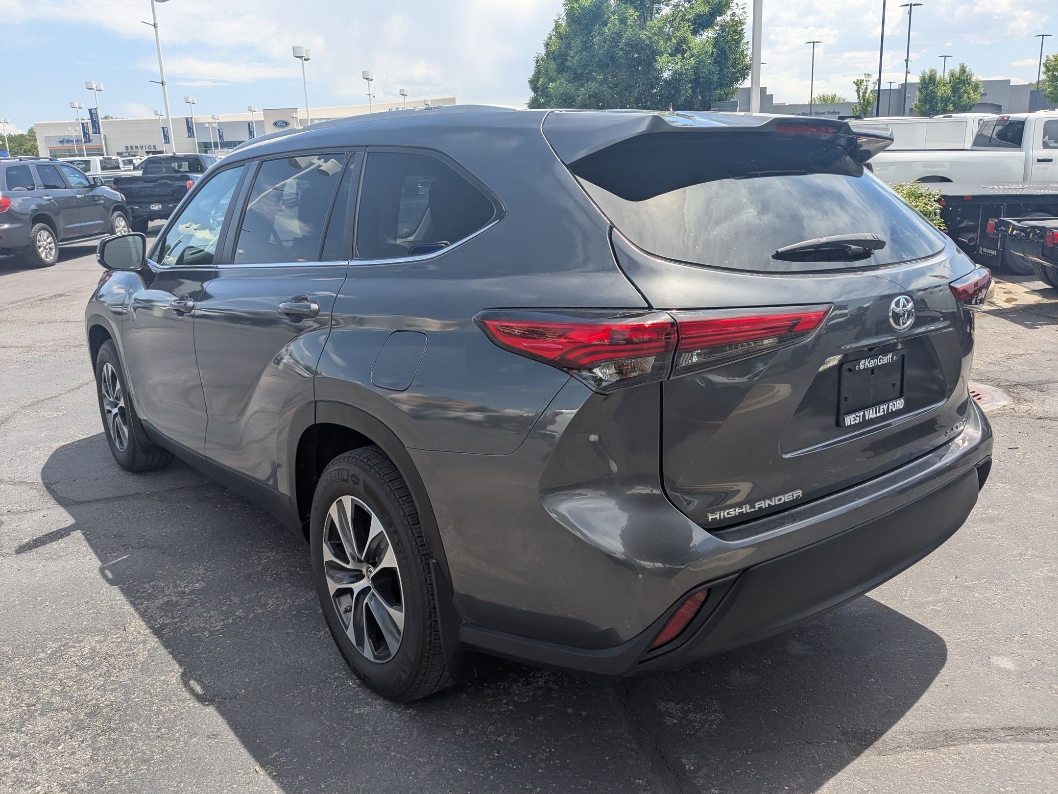 Used 2023 Magnetic Gray Metallic Toyota XLE image 5