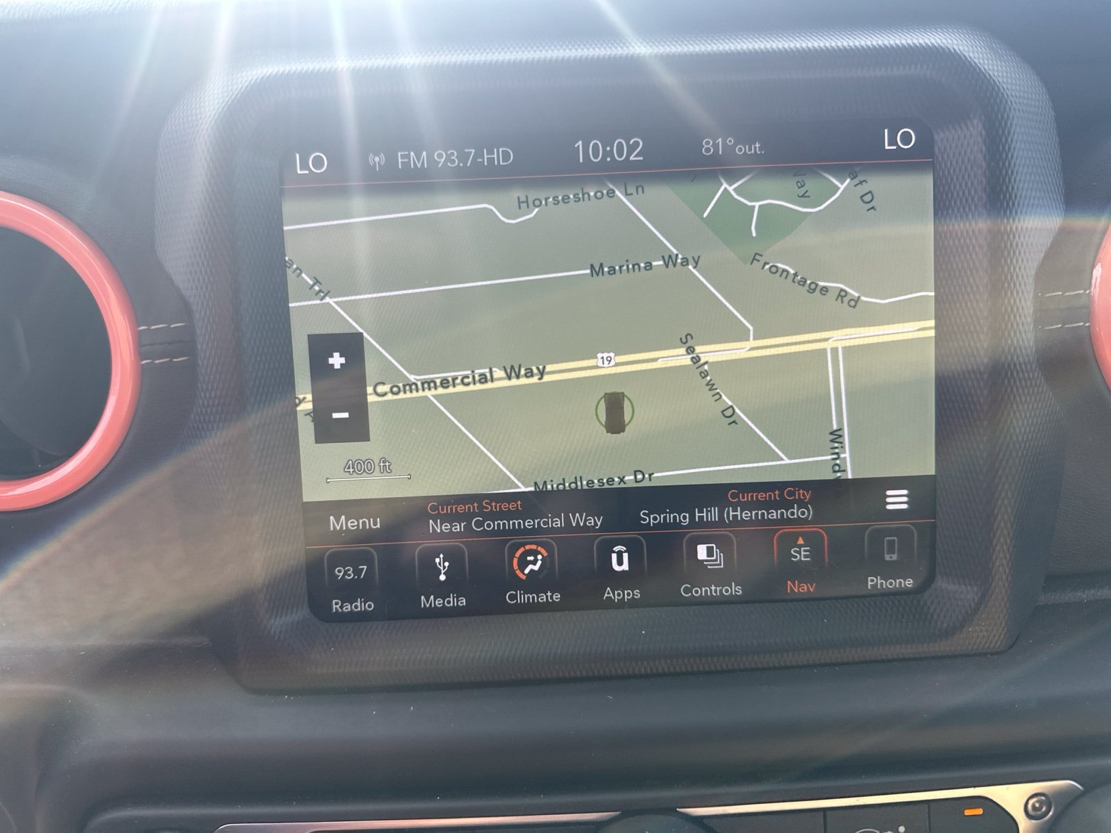 Used 2019 White Jeep Unlimited Sahara image 9