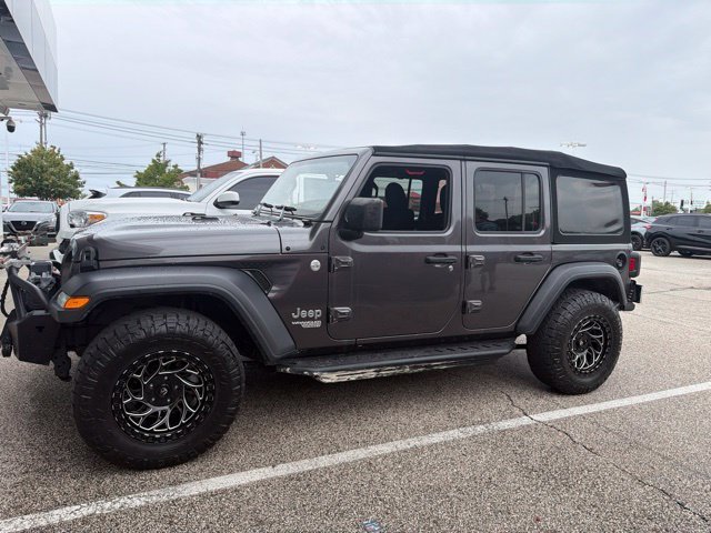 Used 2020 Gray Jeep Sport S 4x4 image 2