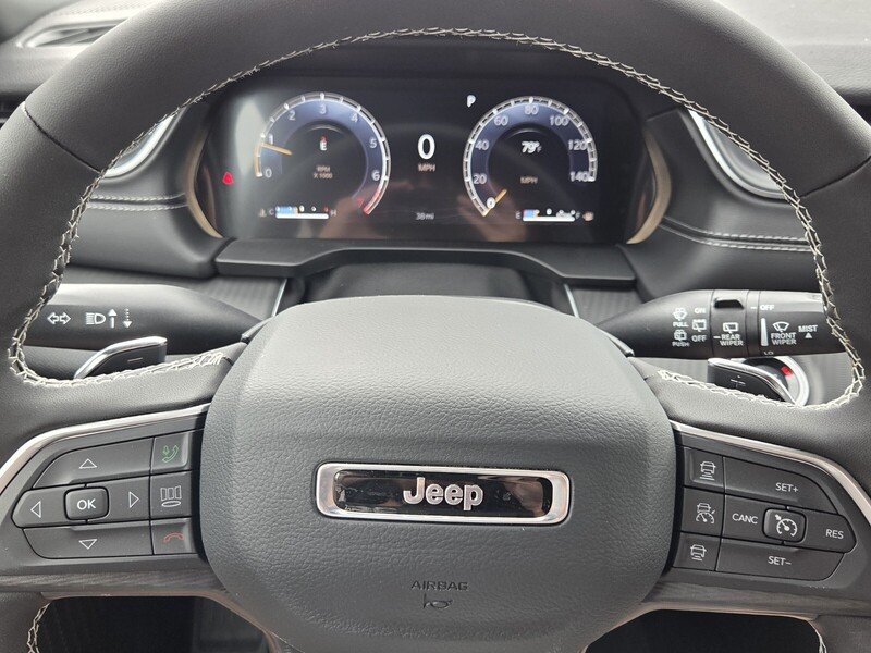 Used 2026 Baltic Gray Metallic Clearcoat JEEP LAREDO 4X4 image 30