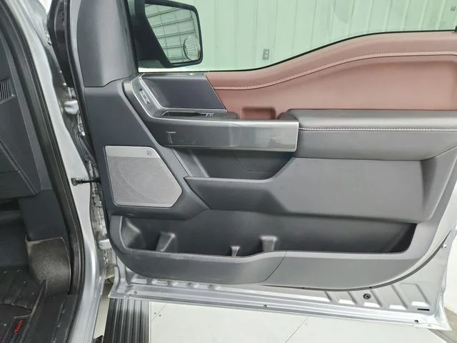 Used 2023 Silver Ford Lariat image 41