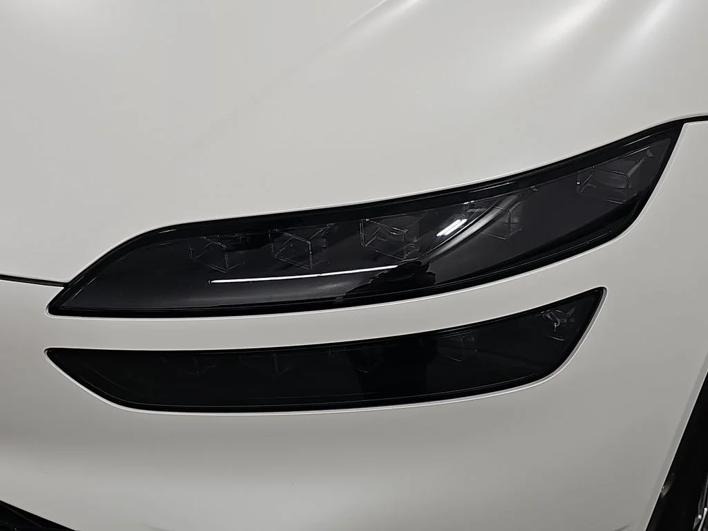 Used 2024 White Genesis Performance image 33
