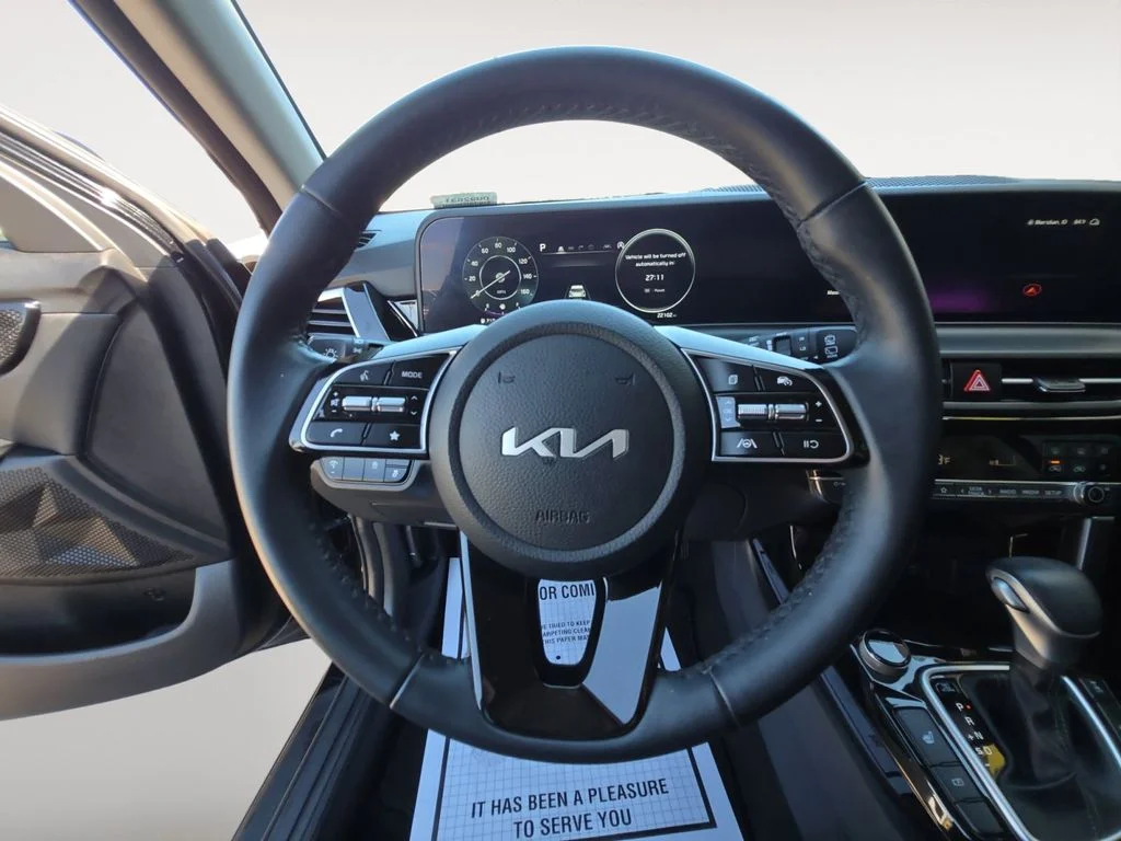 Used 2024 Black Kia S image 13