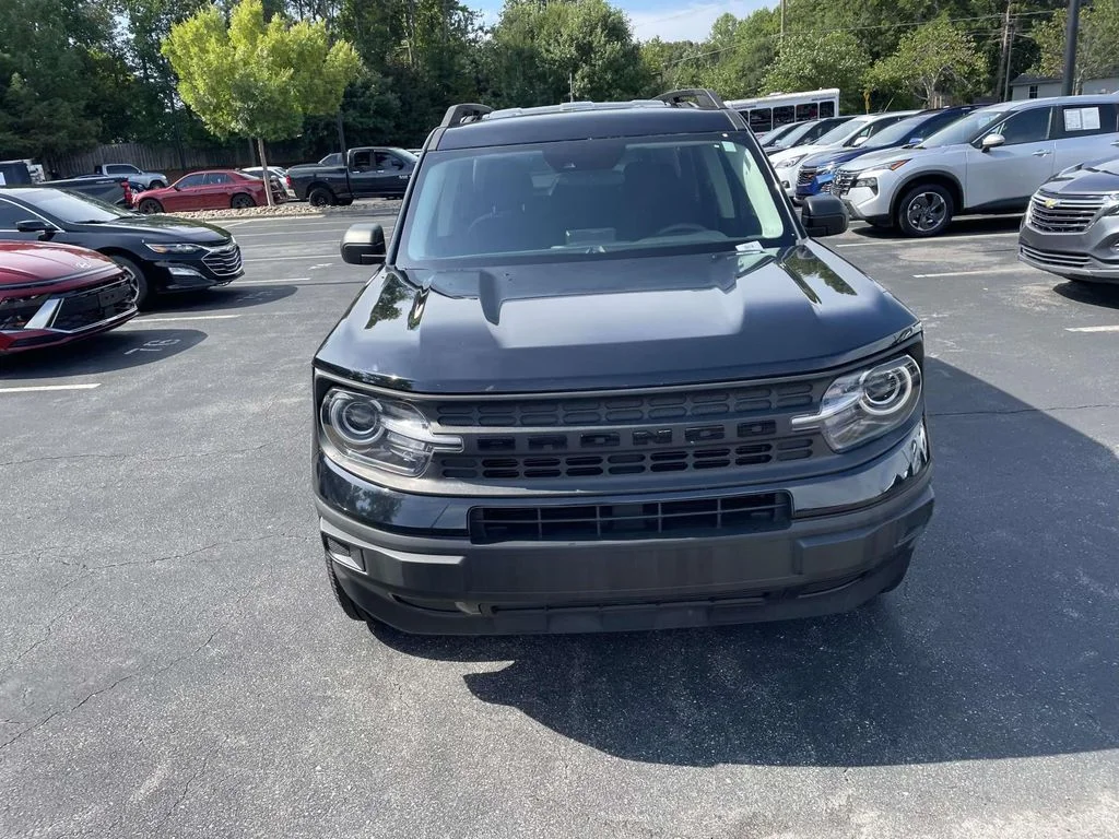 Used 2022 Black Ford Base image 2