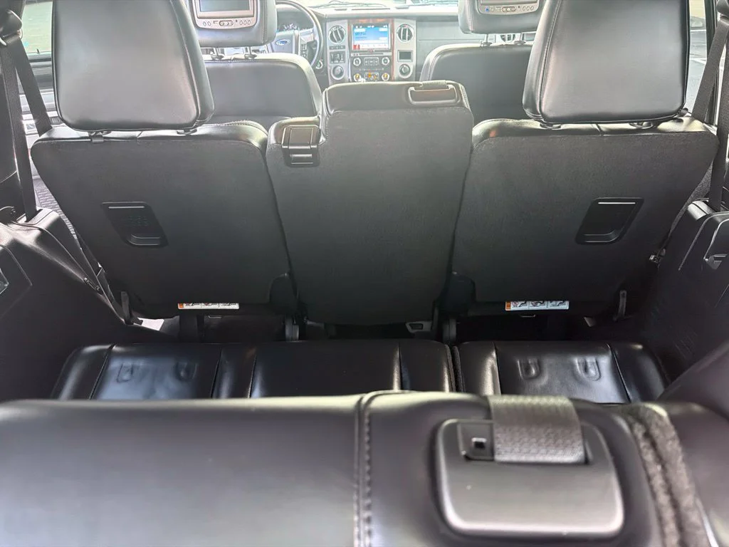 Used 2016 Magnetic Metallic Ford Platinum image 13