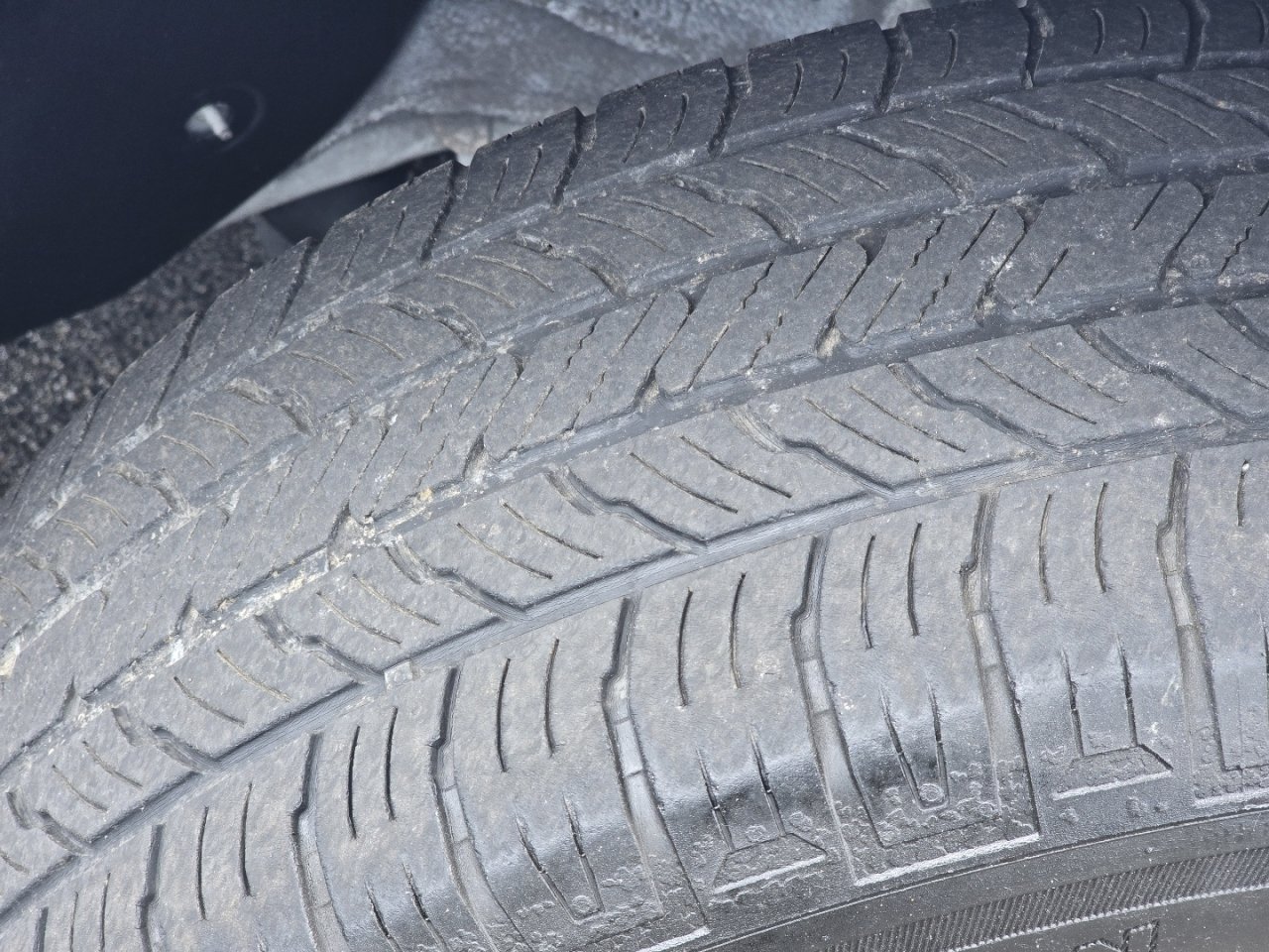Used 2020 Gray Hyundai SEL image 8