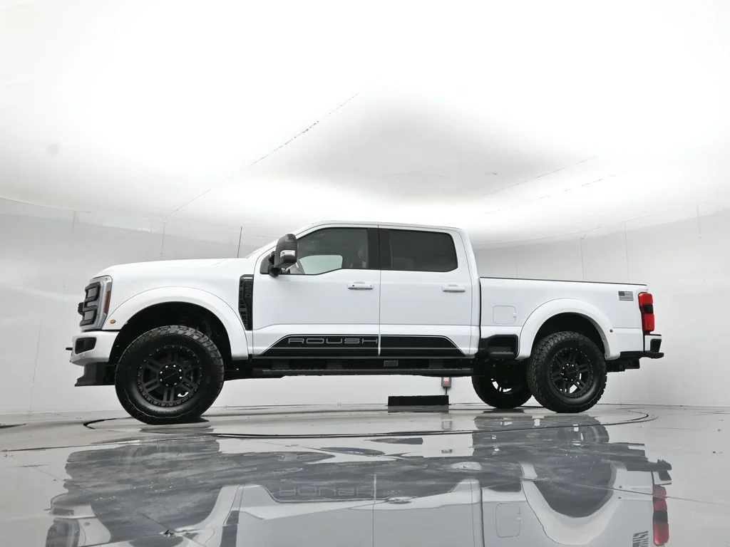New 2026 Oxford White Ford Lariat image 7