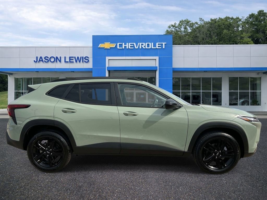 New 2026 Cacti Green Chevrolet ACTIV image 3
