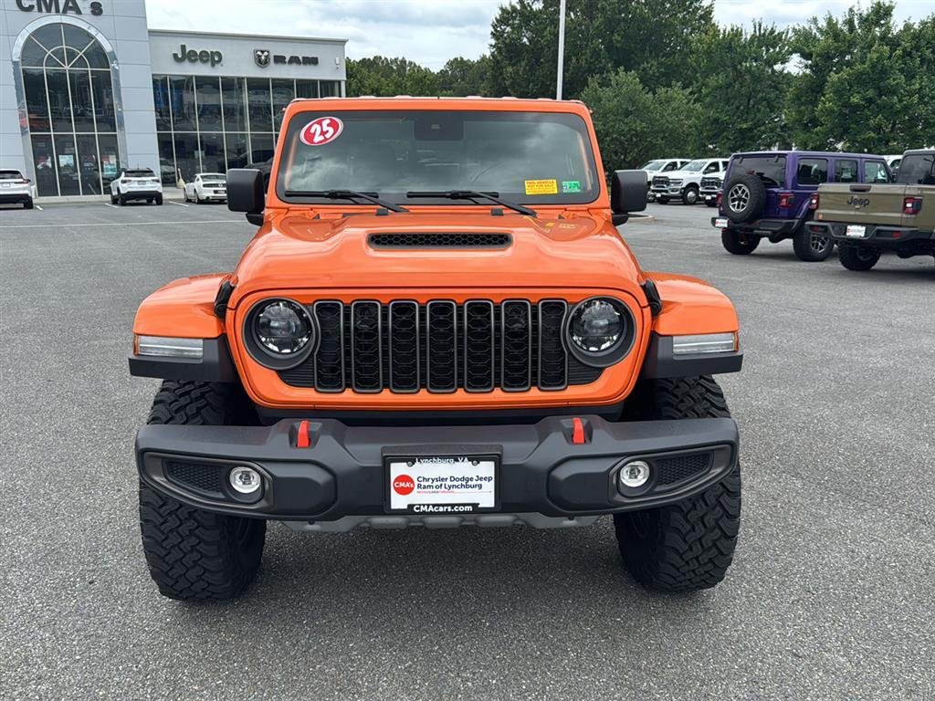 Used 2025 Joose Jeep Mojave image 2