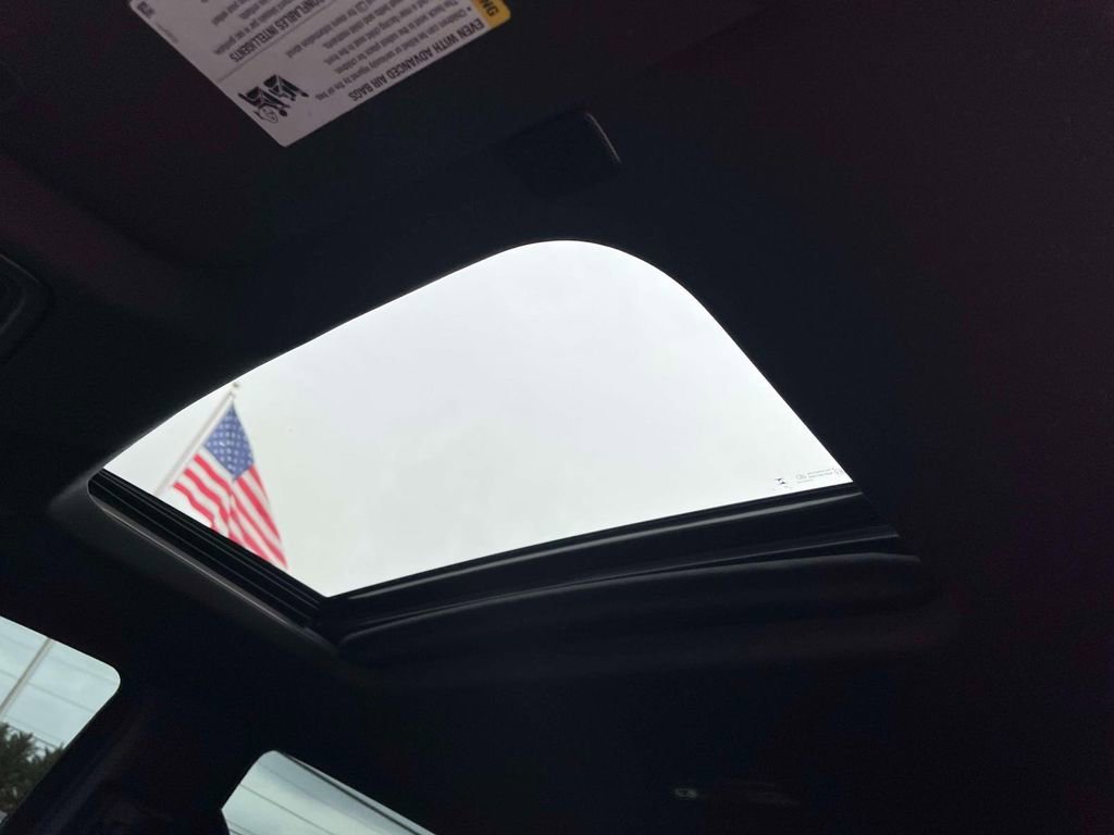 Used 2024 Sterling Metallic GMC AT4 image 35