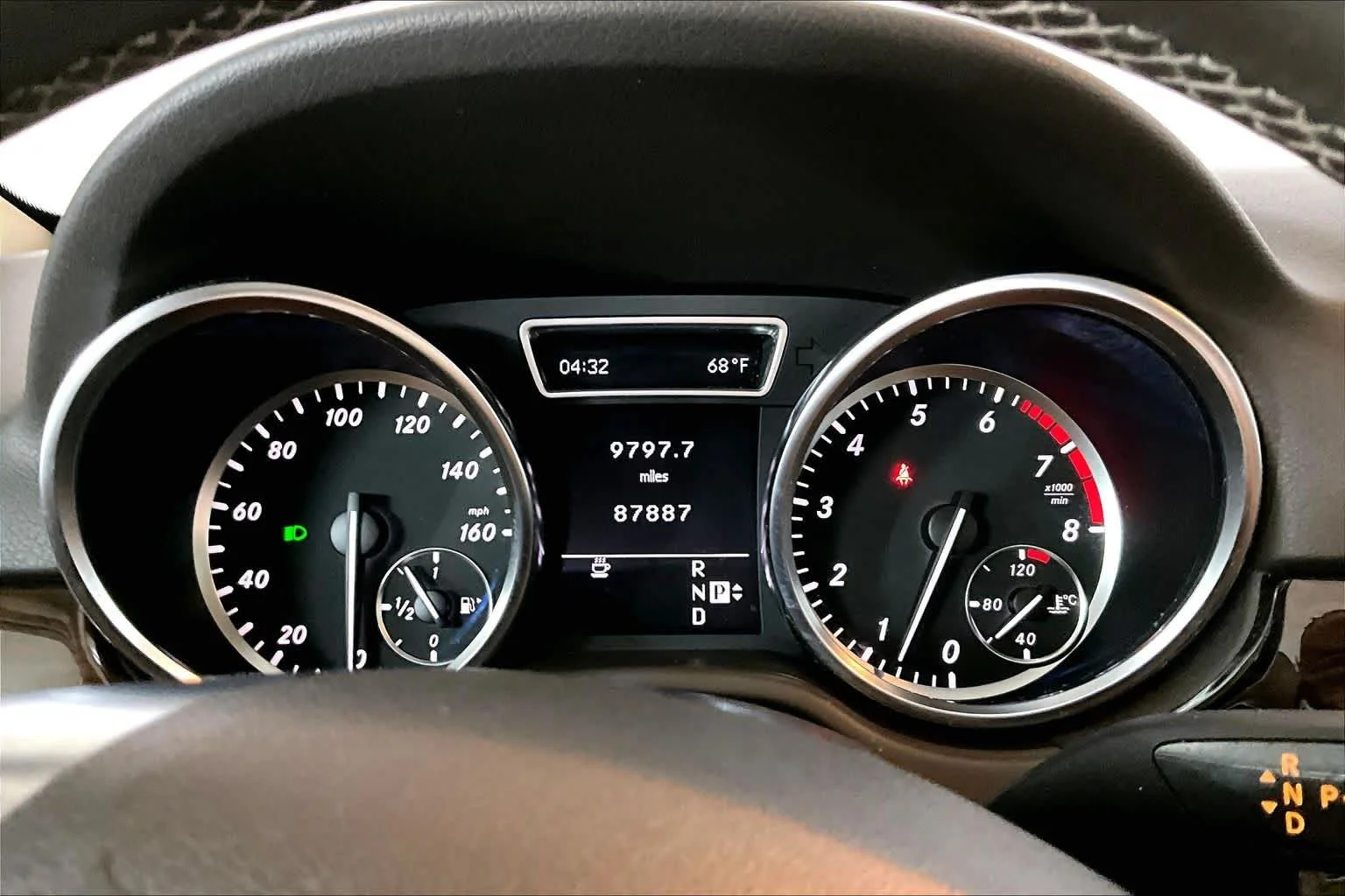 Used 2012 Arctic White Mercedes-Benz ML 350 image 26