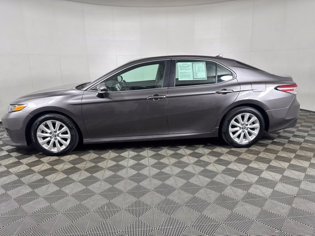 Used 2020 Gray Toyota LE image 7