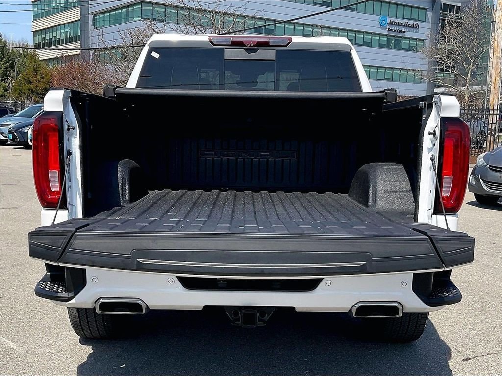 Used 2023 White GMC Denali Ultimate image 32