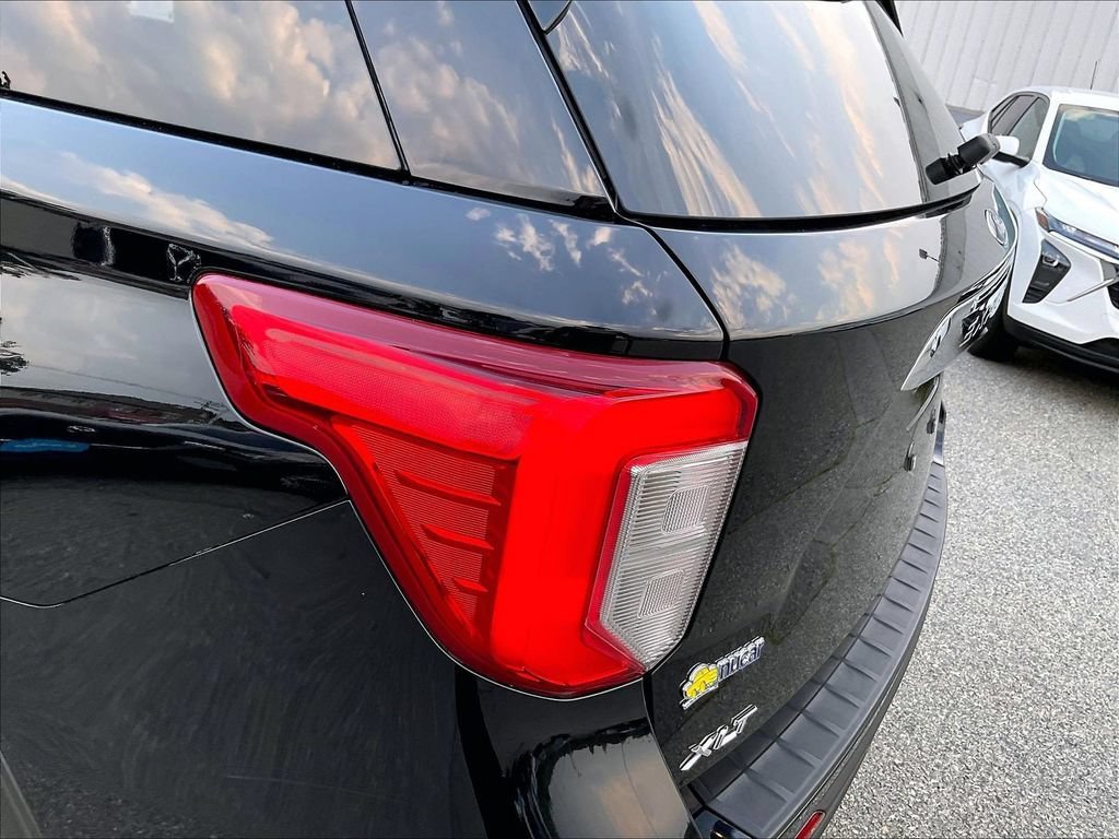 Used 2022 Black Ford XLT image 35