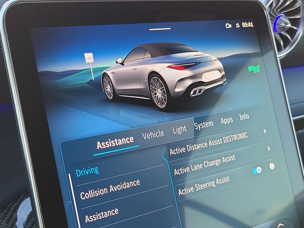 New 2027 MANUFAKTUR Moonlight White Metallic Mercedes-Benz AMG® SL 55 Roadster image 24