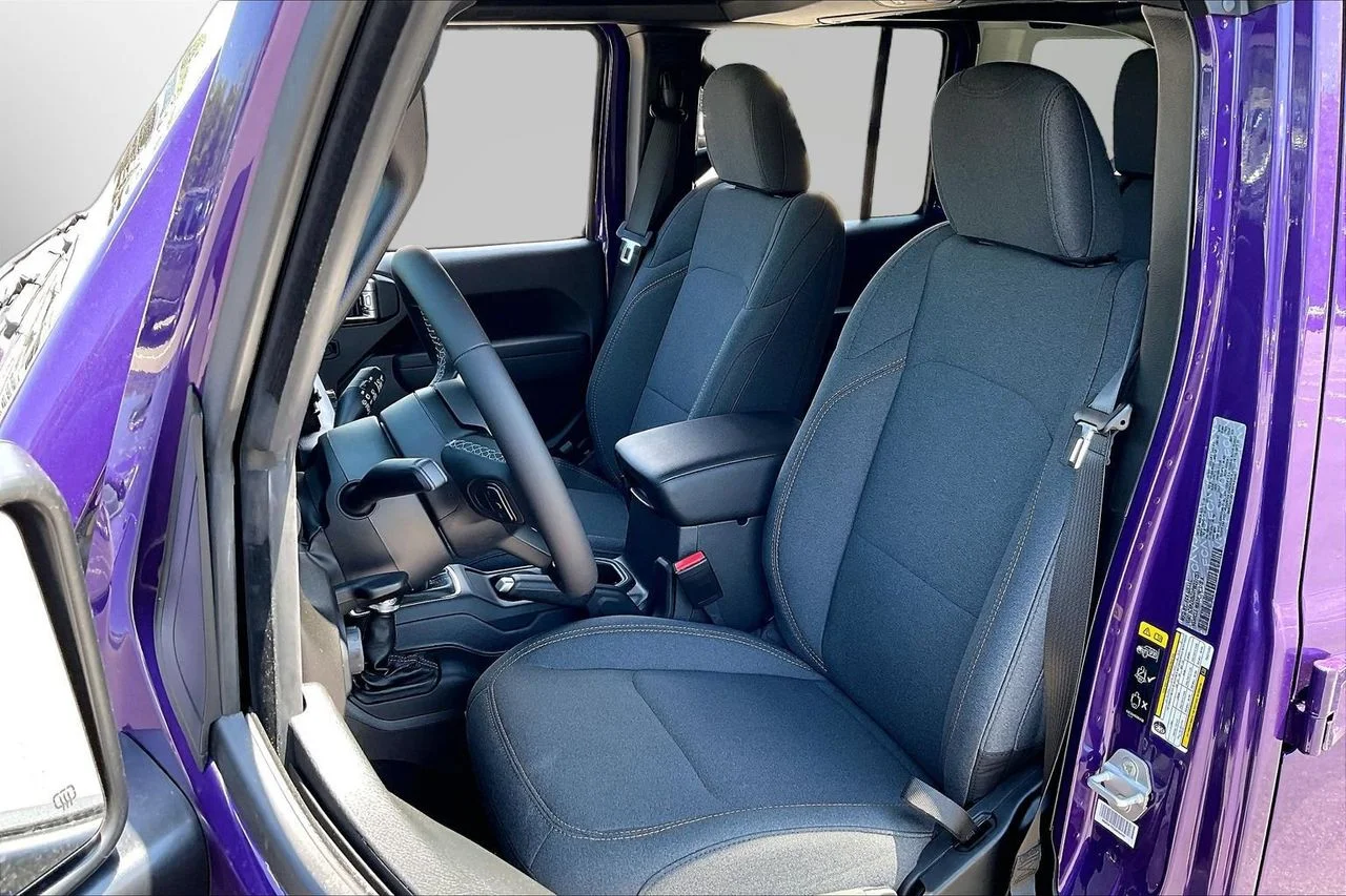 New 2026 Reign Jeep Sport S image 16
