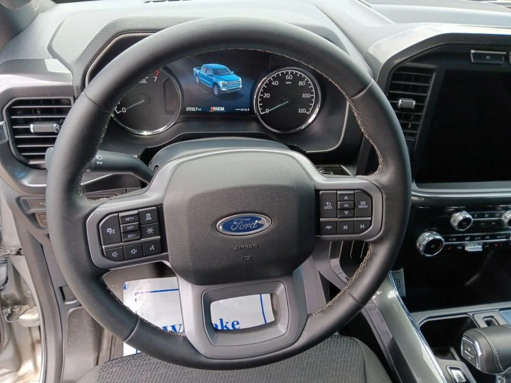 Used 2023 Iconic Silver Metallic Ford XLT image 16