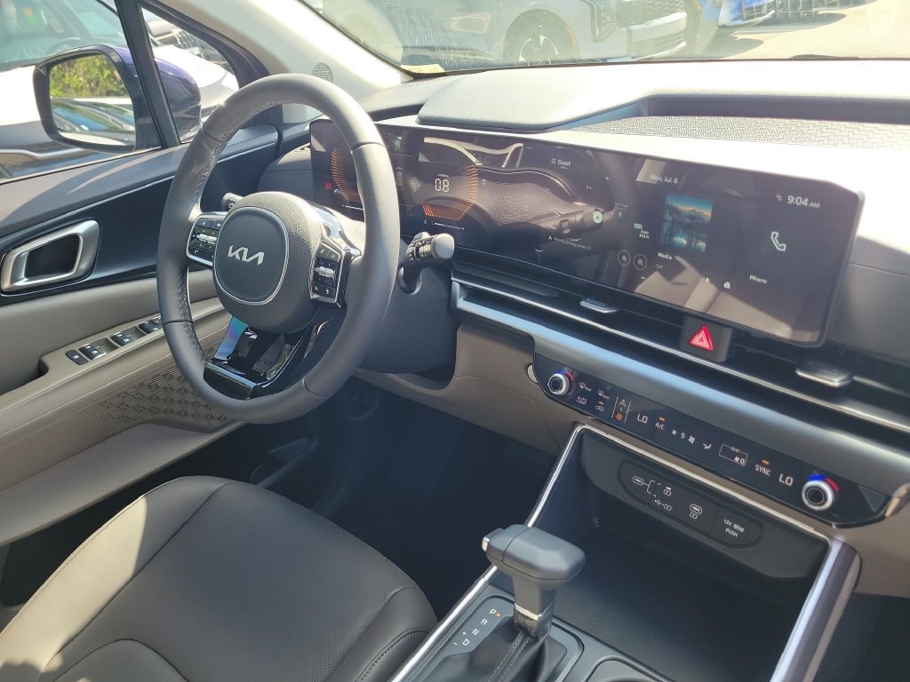 New 2026 Deep Chroma Blue Kia LXS image 8