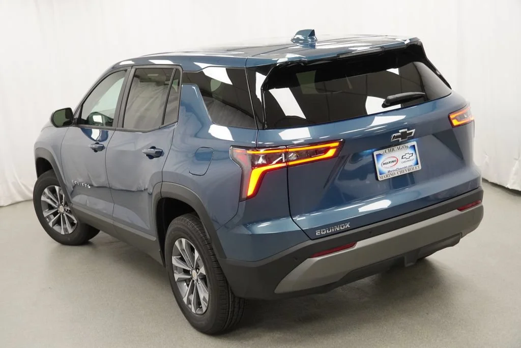 2027 Chevrolet Equinox LT - Photo 36