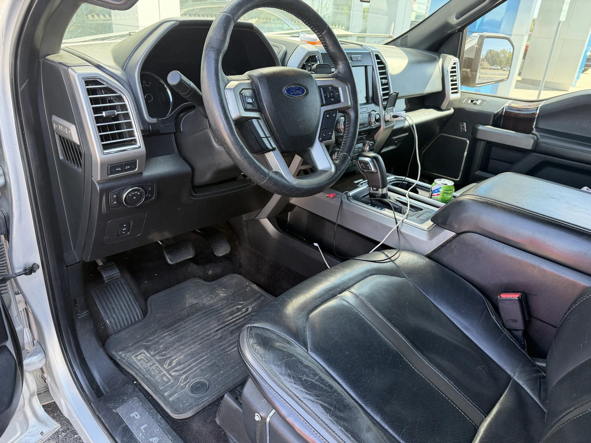 Used 2016  Ford XLT image 3