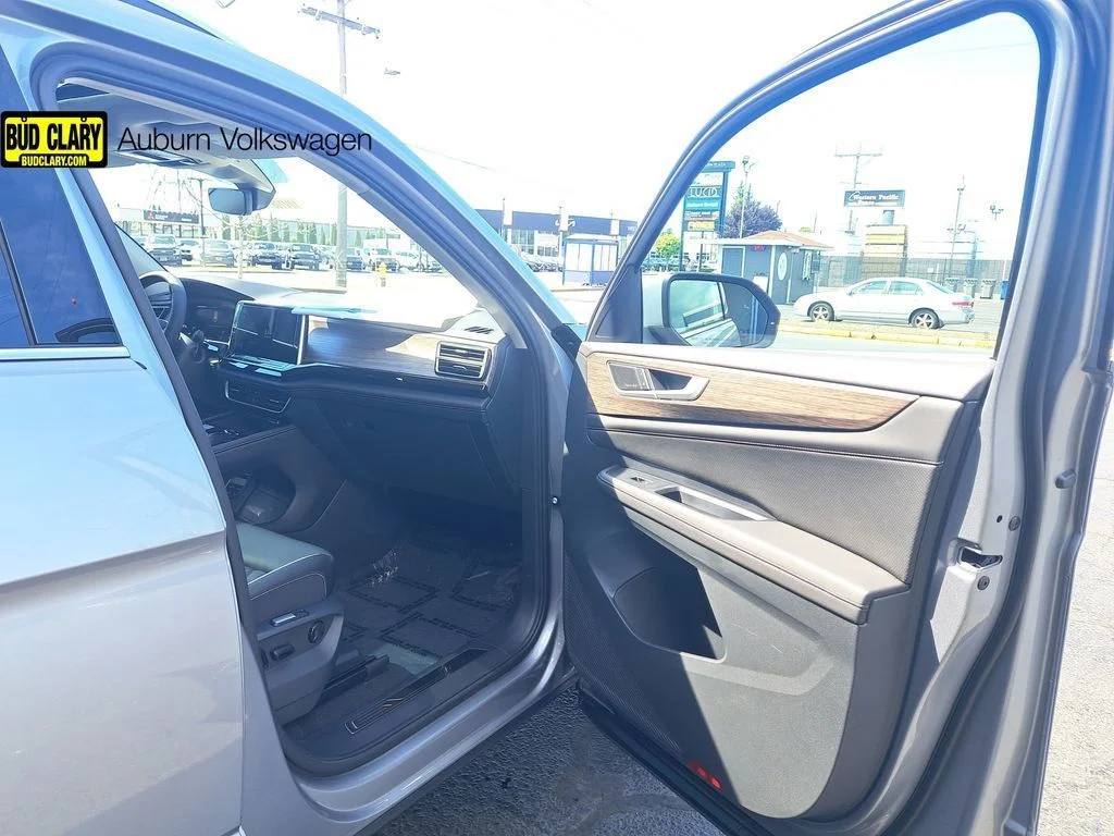 New 2026 Silver Volkswagen 2.0T SEL Premium R-Line image 25