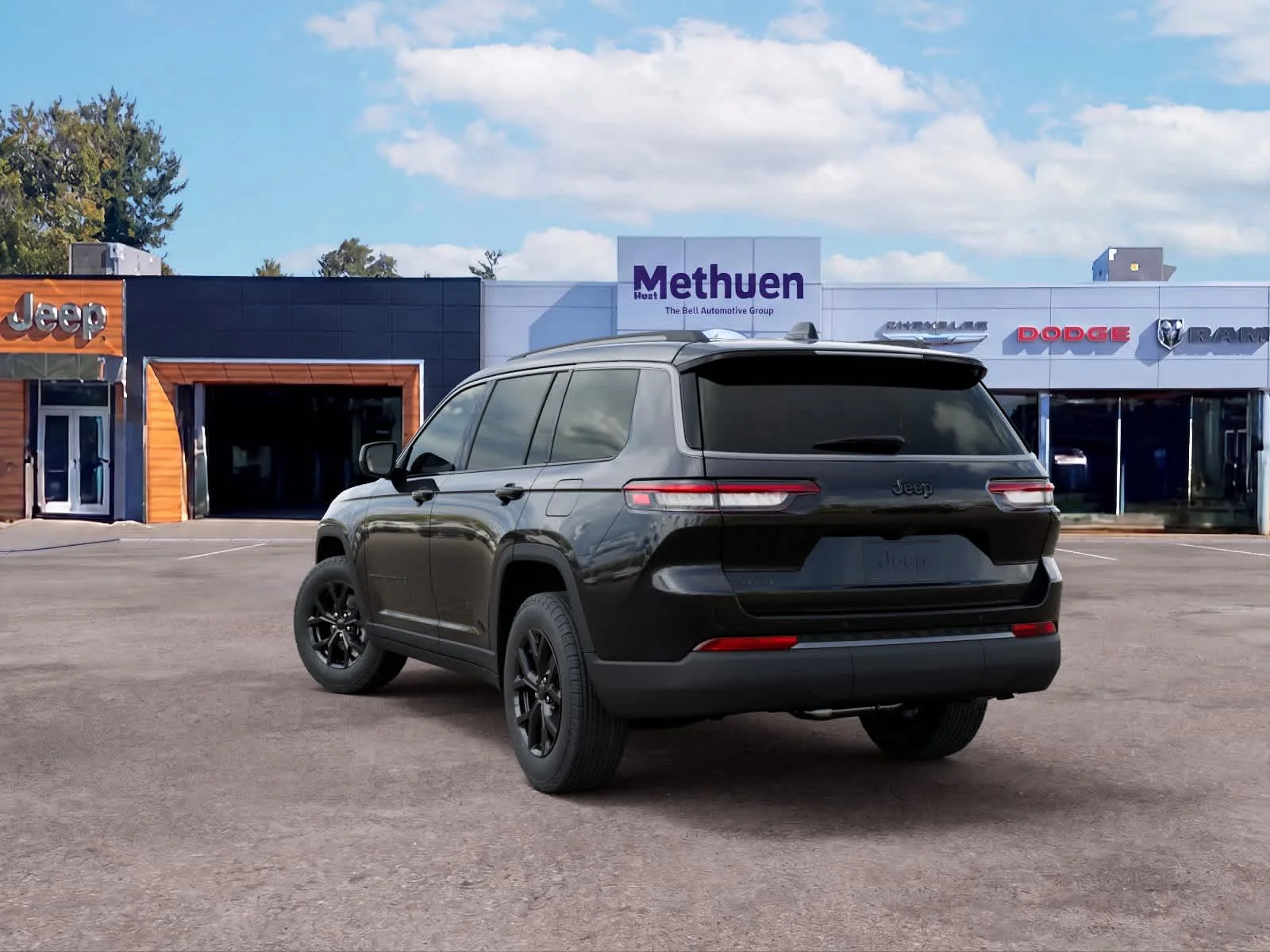 New 2026 Diamond Black Crystal Pearlcoat Jeep Laredo Altitude image 3