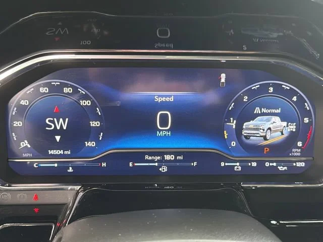 Used 2025 Summit White Chevrolet RST image 26