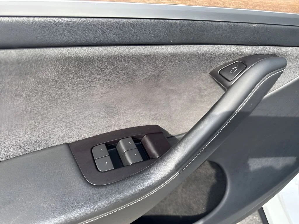 Used 2023 White Tesla Long Range image 29