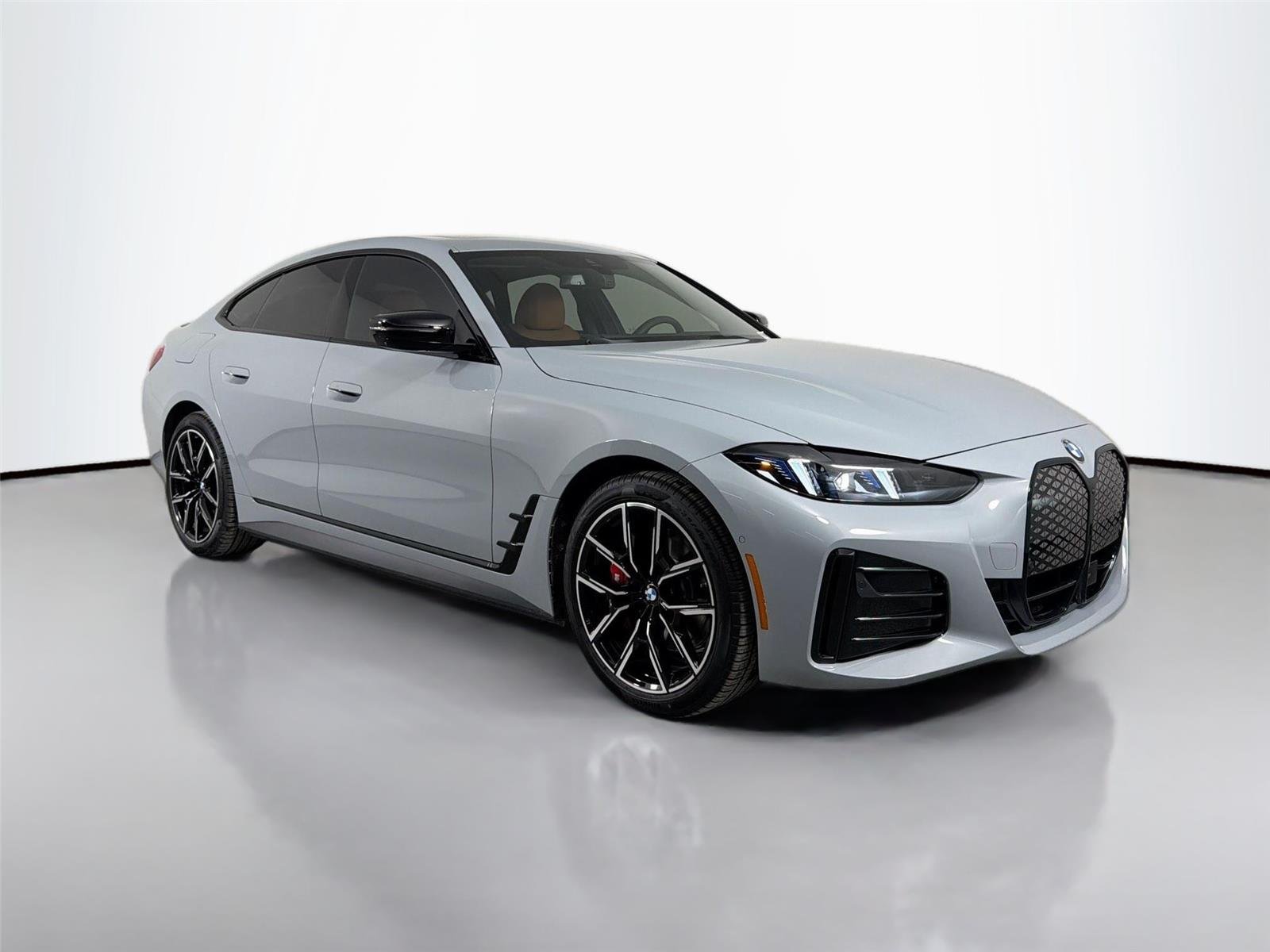 New 2026 Brooklyn Grey Metallic BMW eDrive40 image 4