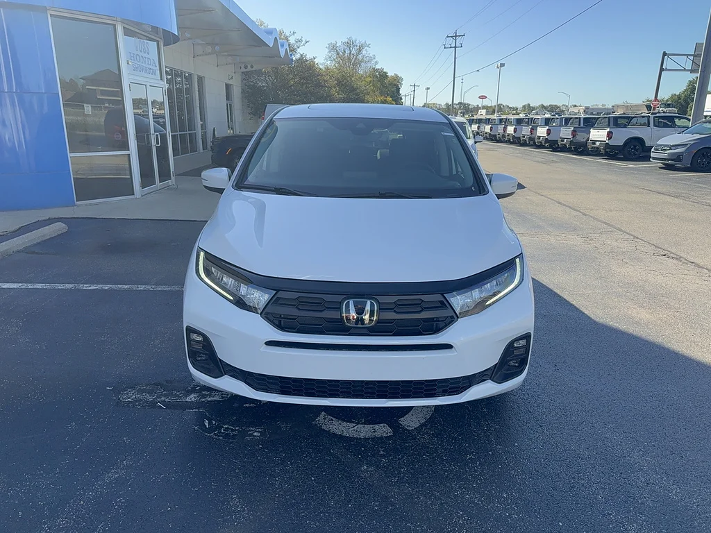 New 2027 Platinum White Pearl Honda EX-L image 2