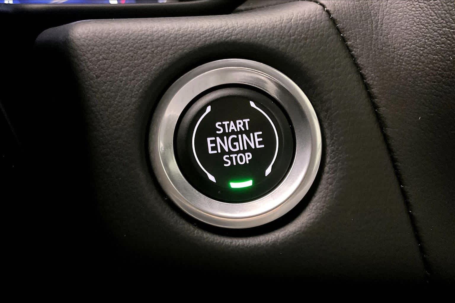 Used 2023 Black Chevrolet High Country image 32