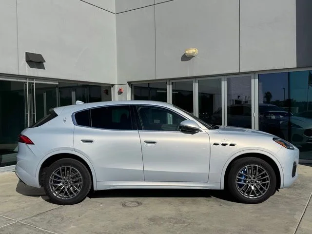 Certified Used 2023 Bianco Astro Maserati GT image 9